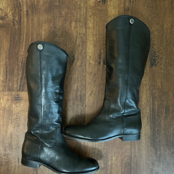 Women's Frye Melissa Button 2 Knee High Leather Boot - Picture 5 of 15